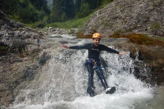 Kinder in Lech, Sommer, Canyoning, Hotel Auenhof Lech